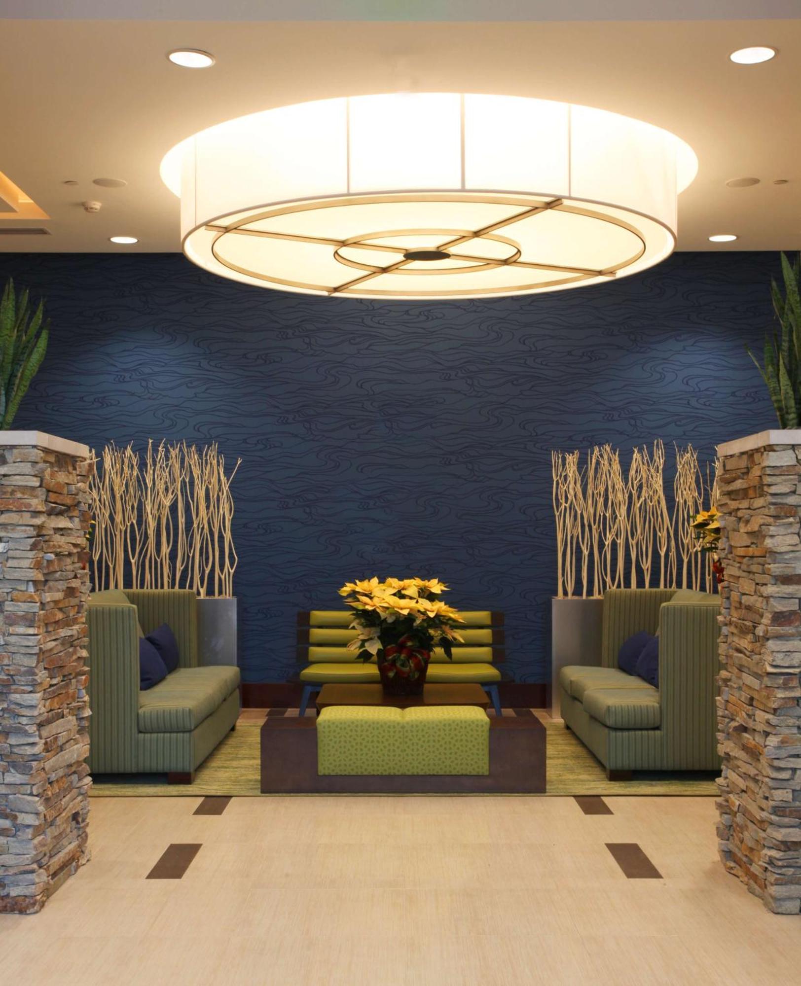 Embassy Downtown Centro De Convenciones Hotel 4*