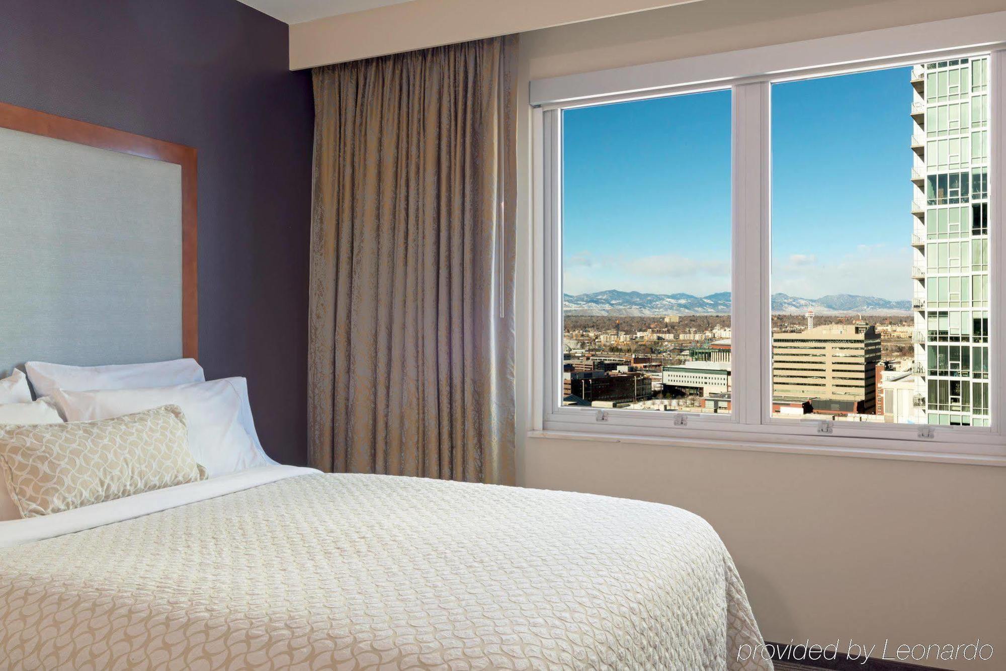 Embassy Downtown Centro De Convenciones 4*