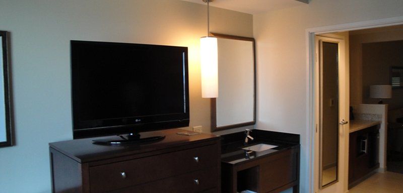 Hotel Embassy Downtown Centro De Convenciones